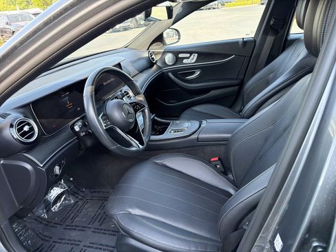 Used 2023 Mercedes-Benz E 350 4MATIC Sedan image 16