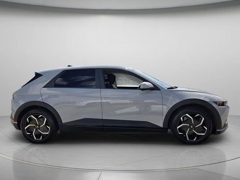 Certified 2024 Hyundai Ioniq 5 SEL RWD image 4