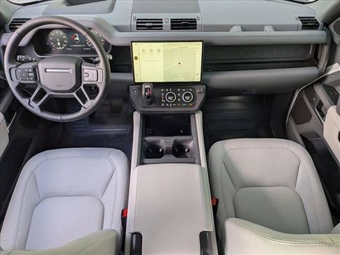 New 2026 Land Rover Defender 110 X-Dynamic SE AWD/4WD image 14