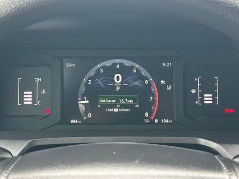 Used 2025 Toyota Tacoma SR5 AWD/4WD image 26