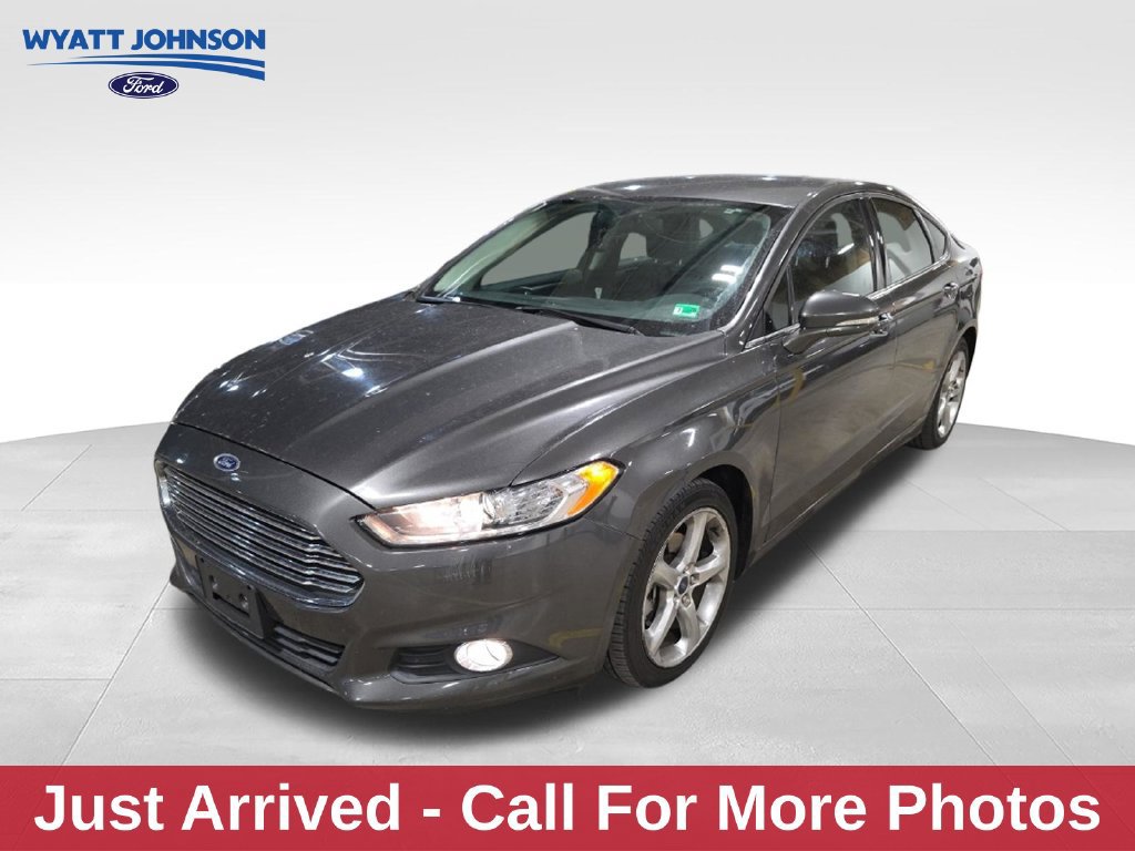 Used 2016 Ford Fusion SE w/ Equipment Group 201A FWD 360° Tour