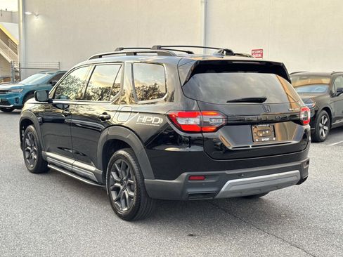 Used 2024 Honda Pilot Elite image 22