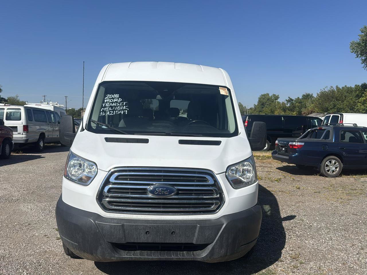 Used 2018 Ford Transit 350 XLT RWD image 2