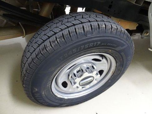 Used 2019 Ford F250 XL w/ Power Equipment Group AWD/4WD image 8
