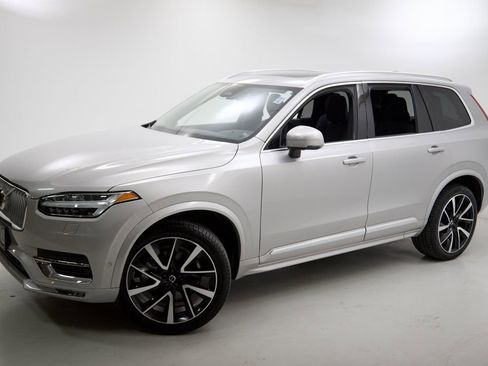 Certified 2024 Volvo XC90 B6 Plus w/ Protection Package Premier AWD/4WD image 3