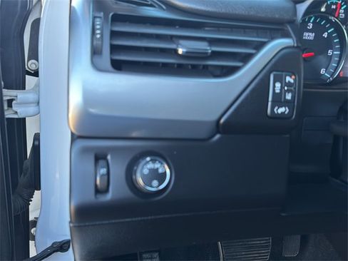 Used 2015 Chevrolet Tahoe LT image 20