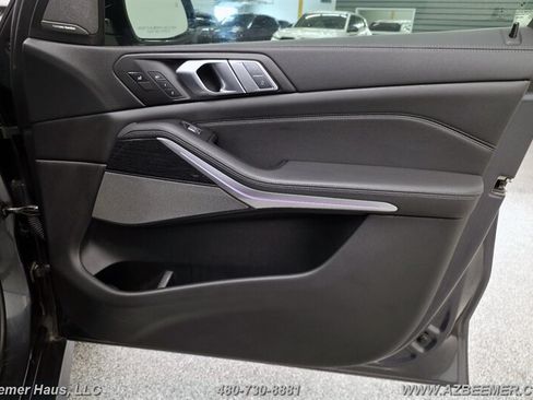 Used 2020 BMW X7 M50i AWD/4WD image 40