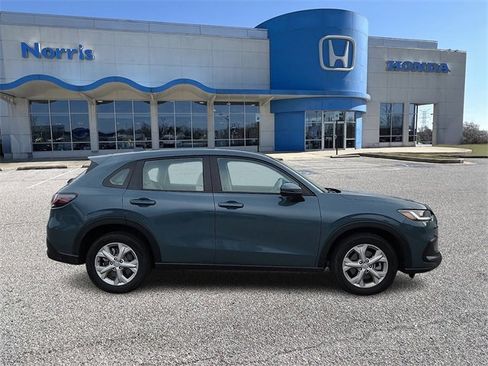 Used 2025 Honda HR-V LX image 5