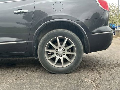 Used 2013 Buick Enclave Leather FWD image 28