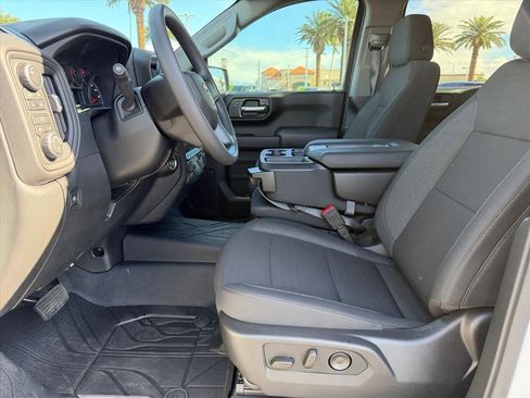 New 2026 Chevrolet Silverado 1500 Custom image 5