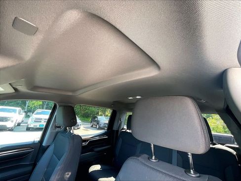 Used 2023 Chevrolet Silverado 1500 RST AWD/4WD image 7