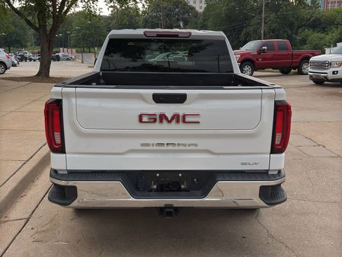Used 2025 GMC Sierra 1500 SLT AWD/4WD image 7