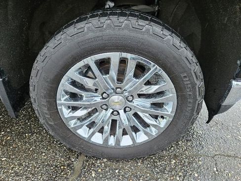 Used 2020 Chevrolet Silverado 1500 LT w/ All-Star Edition AWD/4WD image 8