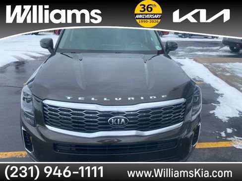Used 2020 Kia Telluride S w/ S 8 Passenger Seating Package image 5
