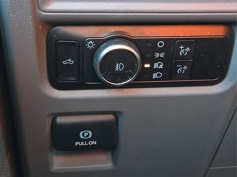 Used 2023 Ford F150 XLT image 27