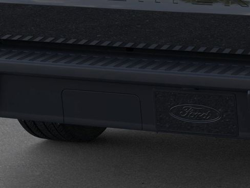 New 2025 Ford Maverick XL image 23