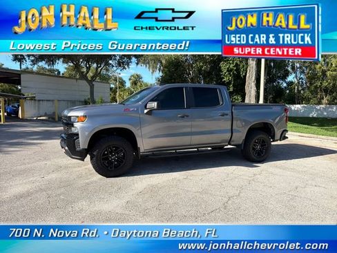 Used 2020 Chevrolet Silverado 1500 Custom Trail Boss w/ Custom Convenience Package AWD/4WD image 3