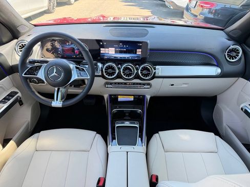 New 2026 Mercedes-Benz GLB 250 image 11