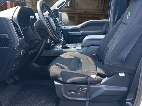 Used 2018 Ford F150 XLT w/ Equipment Group 302A Luxury AWD/4WD image 15