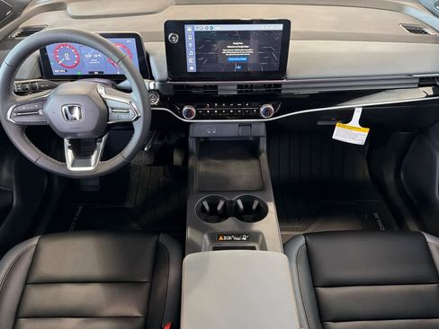 New 2026 Honda Prologue Touring image 3