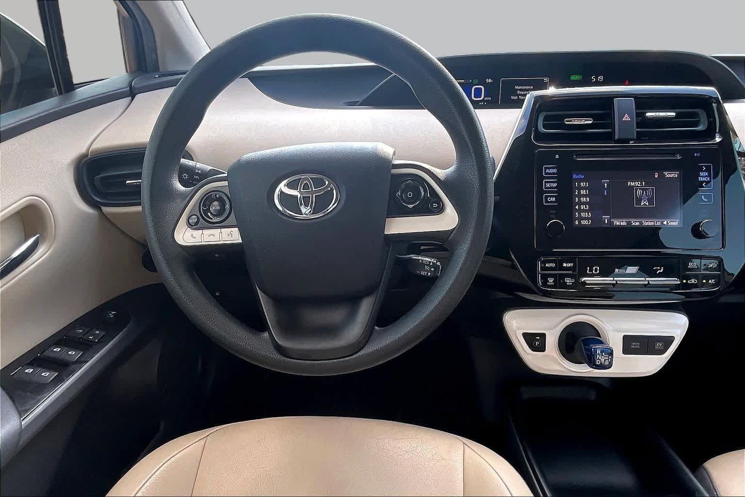 Used 2016 Toyota Prius Two FWD image 6