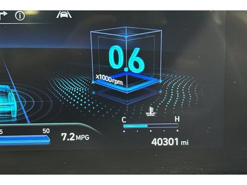 Used 2024 Hyundai Elantra SEL FWD image 40