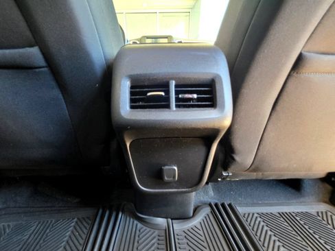 Used 2018 Chevrolet Equinox LT AWD/4WD image 51