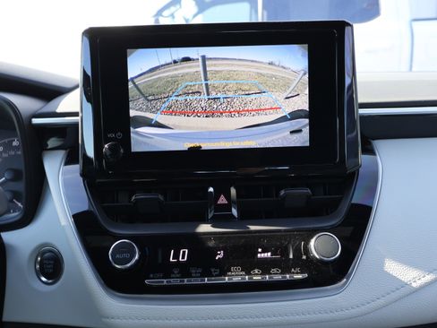 Used 2024 Toyota Corolla SE image 21