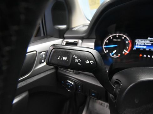 Used 2022 Ford Ranger XLT w/ Equipment Group 301A Mid image 11