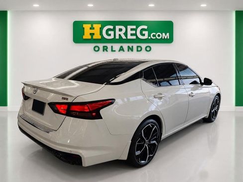 Used 2023 Nissan Altima 2.5 SR FWD image 6