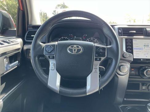 Used 2020 Toyota 4Runner SR5 image 19