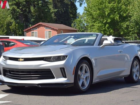 Used 2018 Chevrolet Camaro LT image 15