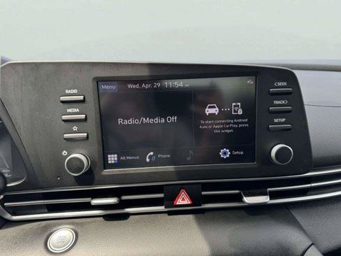 Used 2023 Hyundai Elantra SEL FWD image 31