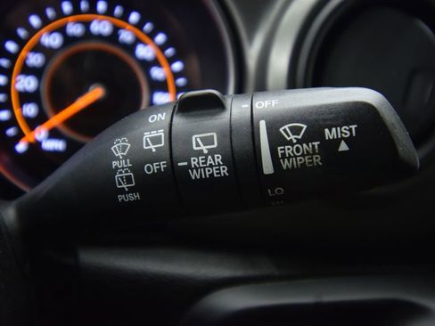 Used 2022 Jeep Wrangler Sport image 34