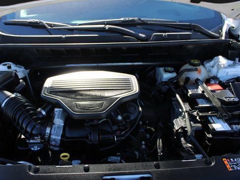 Used 2022 Cadillac XT6 Premium Luxury w/ Technology Package image 13