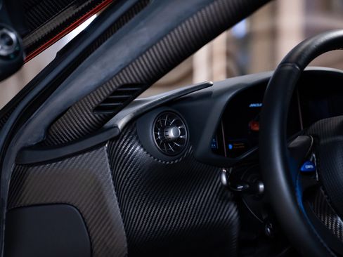 Used 2014 McLaren P1 image 11