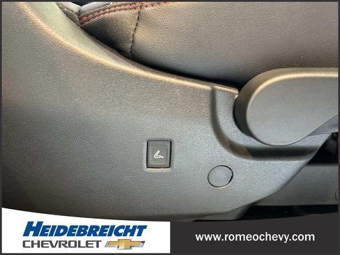 Used 2024 Chevrolet Traverse RS w/ LPO, Floor Liner Package AWD/4WD image 35