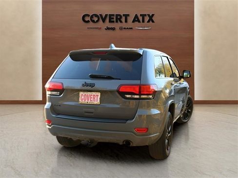 Used 2020 Jeep Grand Cherokee Altitude image 4