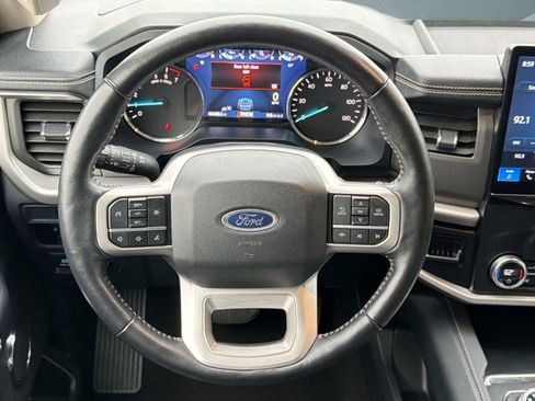 Used 2024 Ford Expedition XLT AWD/4WD image 17