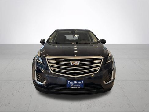 Used 2017 Cadillac XT5 Luxury w/ Driver Awareness Package AWD/4WD image 3