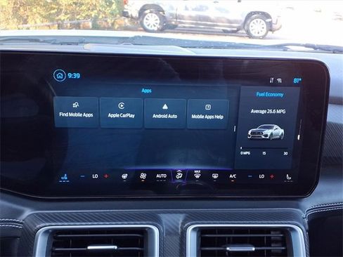 Used 2024 Ford Mustang Premium image 11