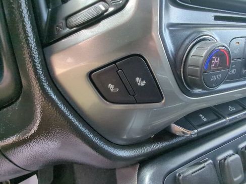 Used 2018 Chevrolet Silverado 1500 LT w/ All Star Edition AWD/4WD image 40