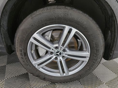 Used 2022 Mercedes-Benz GLC 300 GLC 300 image 25