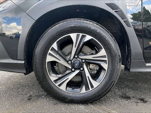 Certified 2024 Subaru Crosstrek 2.0i Premium AWD/4WD image 10