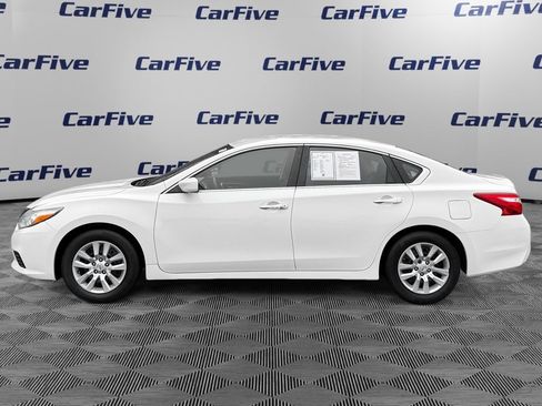Used 2017 Nissan Altima 2.5 S image 2