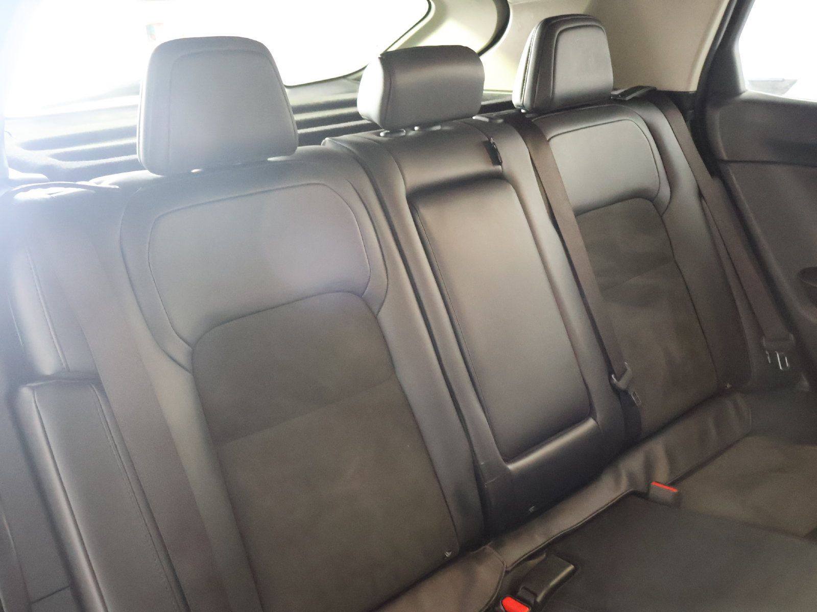 Used 2023 Nissan Ariya AWD image 50