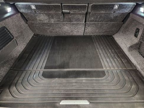 Used 2025 Land Rover Range Rover Autobiography AWD/4WD image 34