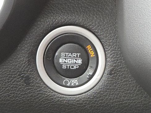 Used 2022 RAM 2500 Big Horn image 32