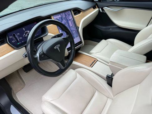 Used 2019 Tesla Model S Long Range image 14