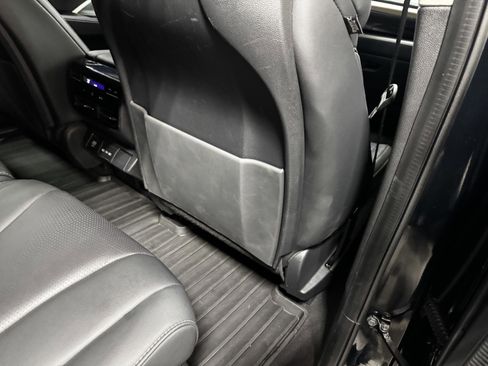 Used 2025 Acura MDX FWD w/ Technology Package image 17